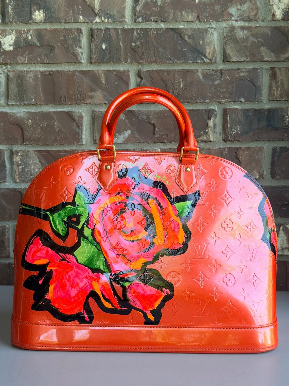 Louis Vuitton Alma Handbag Limited Edition Monogram Vernis Roses GM 83456
